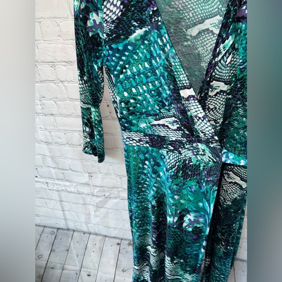 Jones Studio Green & Blue Long Dress size M - Picture 7 of 15